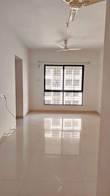 Room in 1 BHK Apartment at Duville Riverdale Heights, Kharadi – for Rent