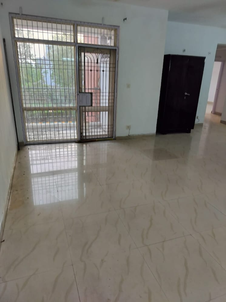 Room, era-redwood-residency 3 Bedroom 1470 Sq.Ft. Apartment In Sector 78 Faridabad 8977152