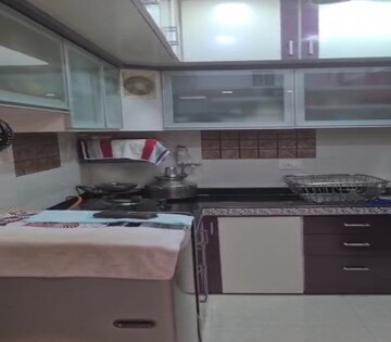 Kitchen in 1.5 BHK Apartment at Dadar East – for Rent
