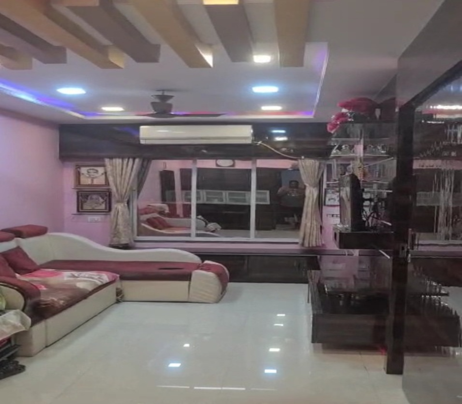 1.5 BHK Apartment For Rent in Dadar