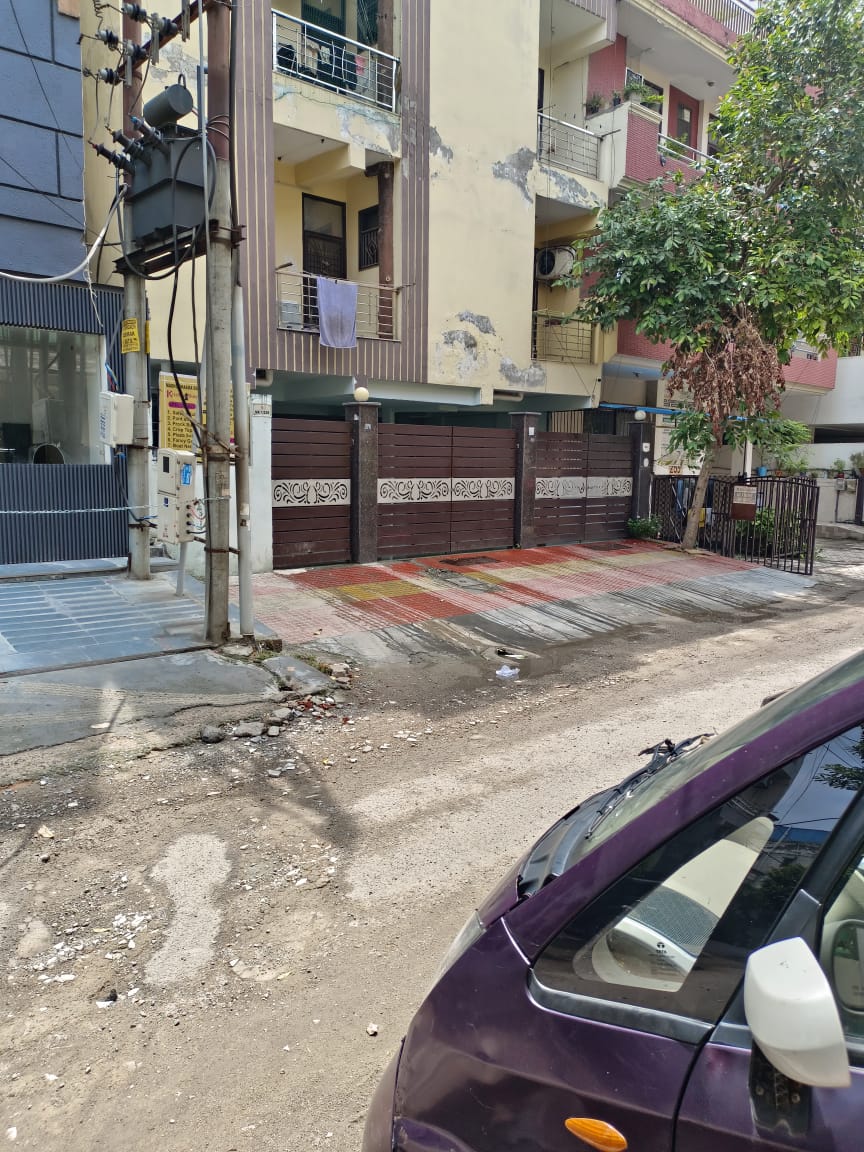 2 BHK Builder Floor For Rent in Gyan Khand II