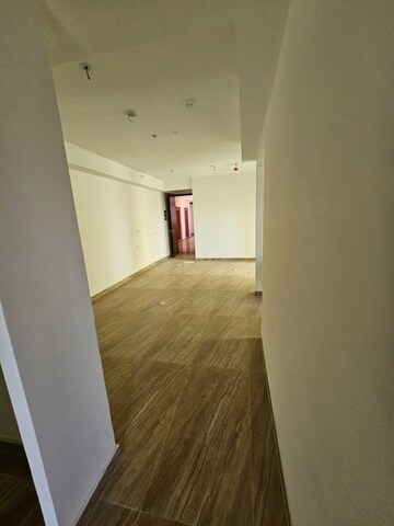 Room in 3 BHK Apartment at Migsun Vilaasa, Eta Ii Greater Noida – for Sale