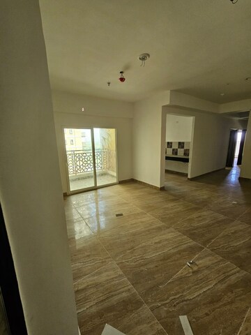 Room in 3 BHK Apartment at Migsun Vilaasa, Eta Ii Greater Noida – for Sale