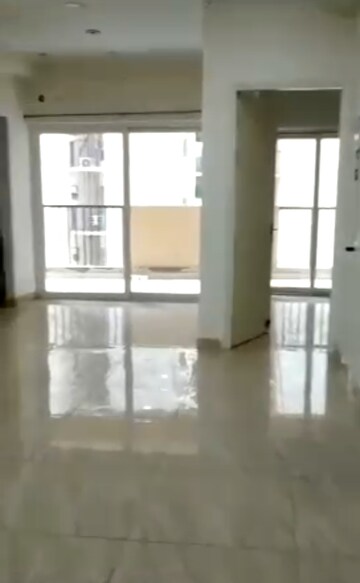 Room in 3 BHK Apartment at Gaur City 2 - 14th Avenue, Sector 16c Greater Noida – for Sale