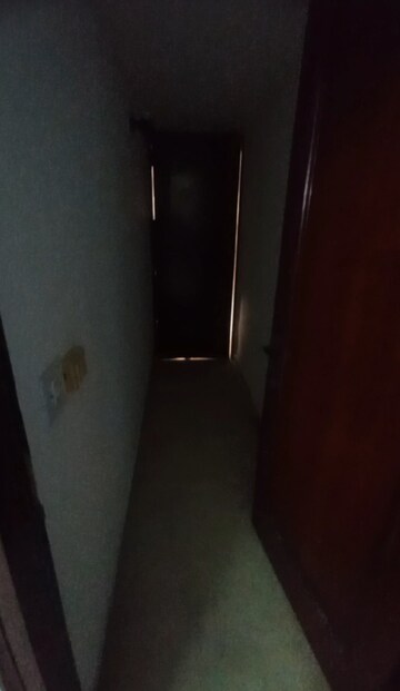 5 BHK Independent House at Sector 14 – for Rent
