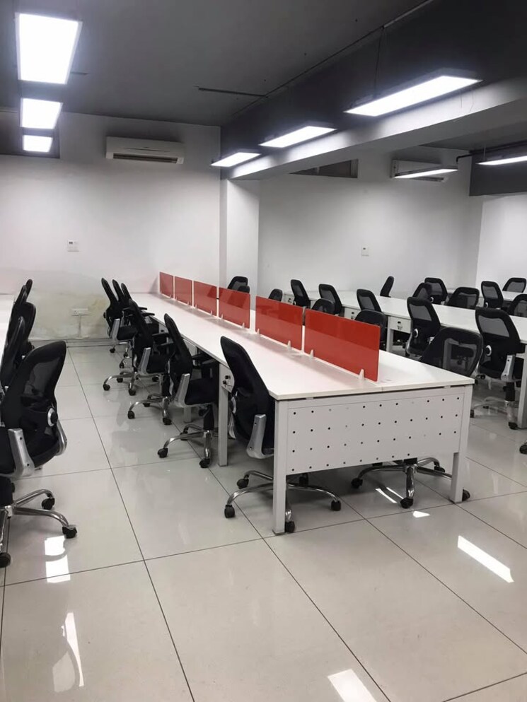 Team Area, scheme 140 Commercial Office Space 2000 Sq.Ft. In Scheme 140 Indore 8977305