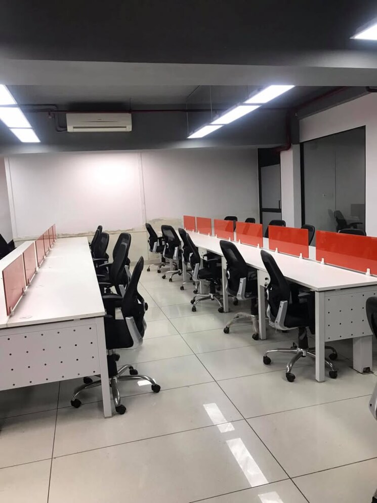 Team Area, scheme 140 Commercial Office Space 2000 Sq.Ft. In Scheme 140 Indore 8977305