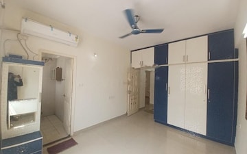 Room in 2 BHK Apartment at SV Brindavanam, Panathur – for Rent