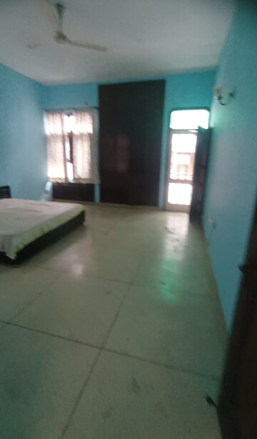 Bedroom in 5 BHK Independent House at Sector 14 – for Rent