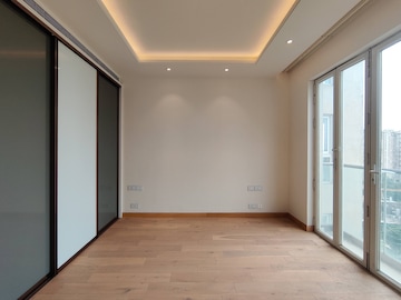 Room in 1 BHK Apartment at Bhartiya Leela Residences, Thanisandra Main Road – for Rent