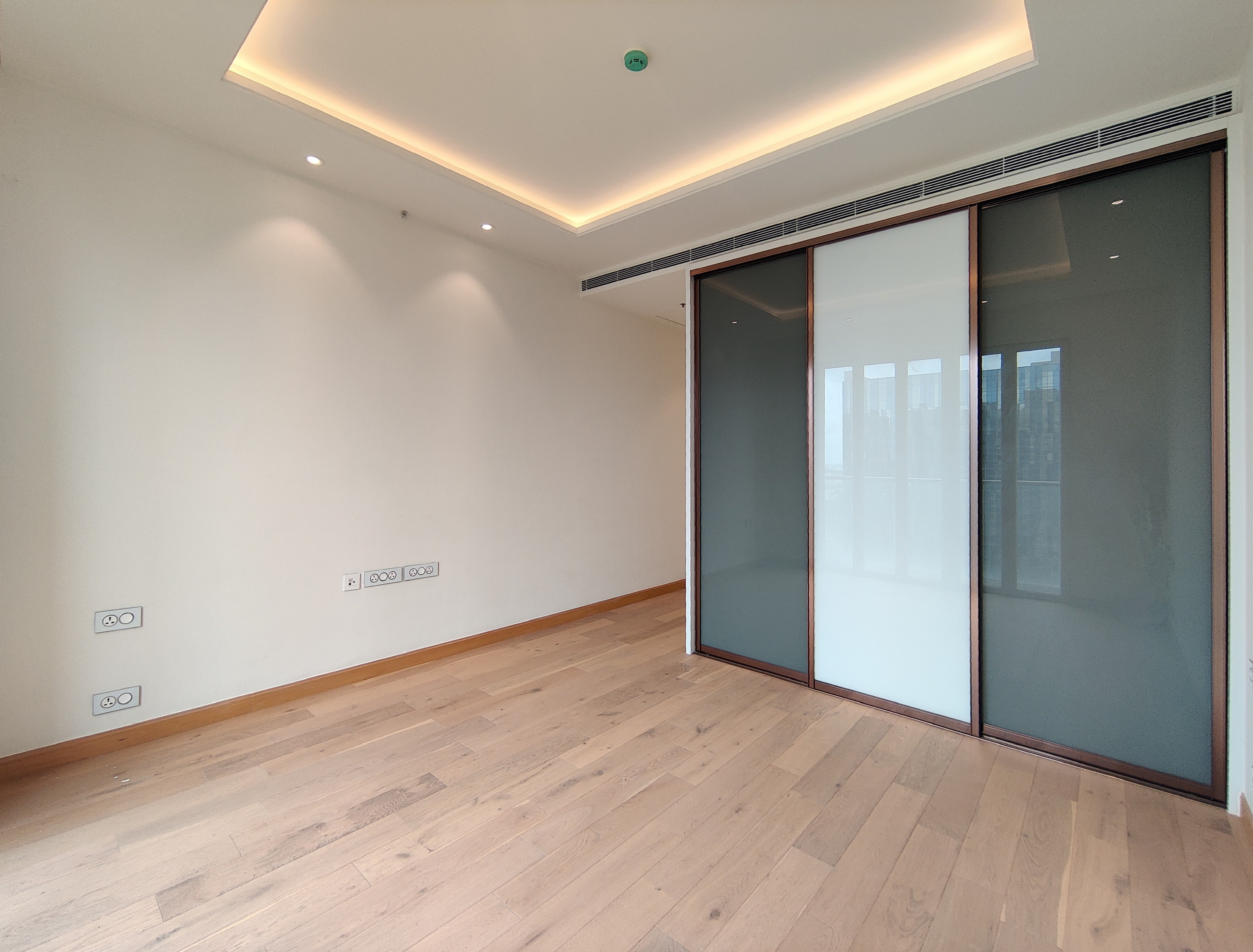 1 BHK 1173 Sq.Ft. Apartment in Bhartiya Leela Residences