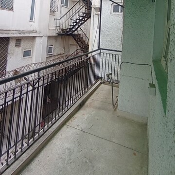 Balcony in 5 BHK Independent House at Sector 14 – for Rent