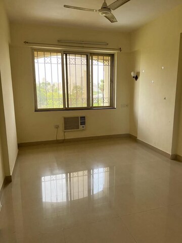 Bedroom in 3 BHK Apartment at Dosti Acres Aster, Wadala East – for Rent