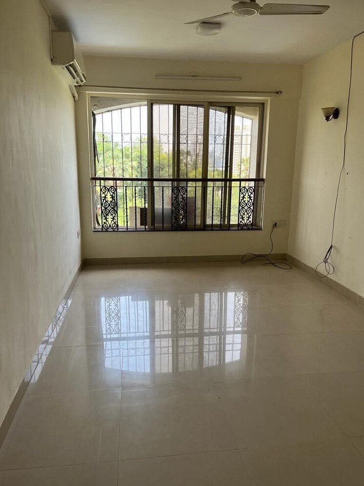 Living Room, dosti-acres-aster 3 Bedroom 900 Sq.Ft. Apartment In Wadala East Mumbai 8977442