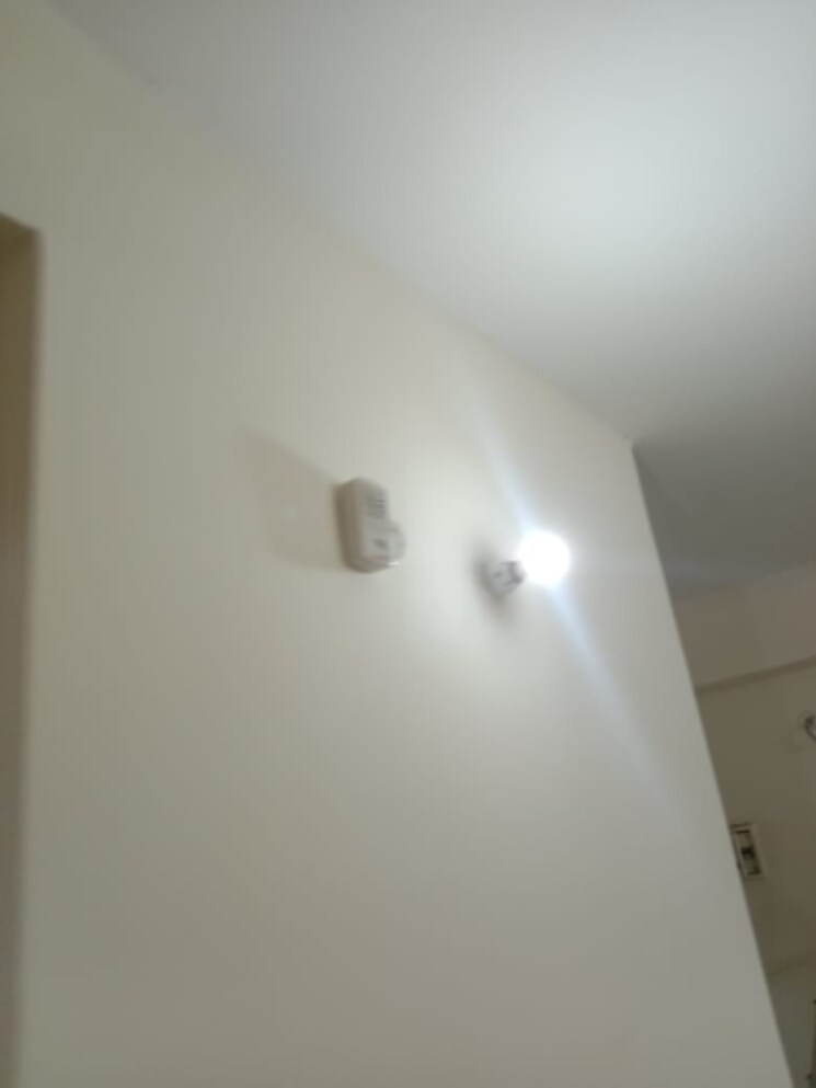 Room, paras-seasons 2 Bedroom 830 Sq.Ft. Apartment In Sector 168 Noida 8977433