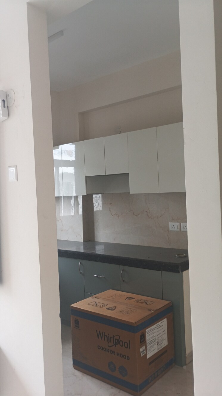 Kitchen, smart-world-gems 2.5 Bedroom 1103 Sq.Ft. Builder Floor In Sector 89 Gurgaon 8977484