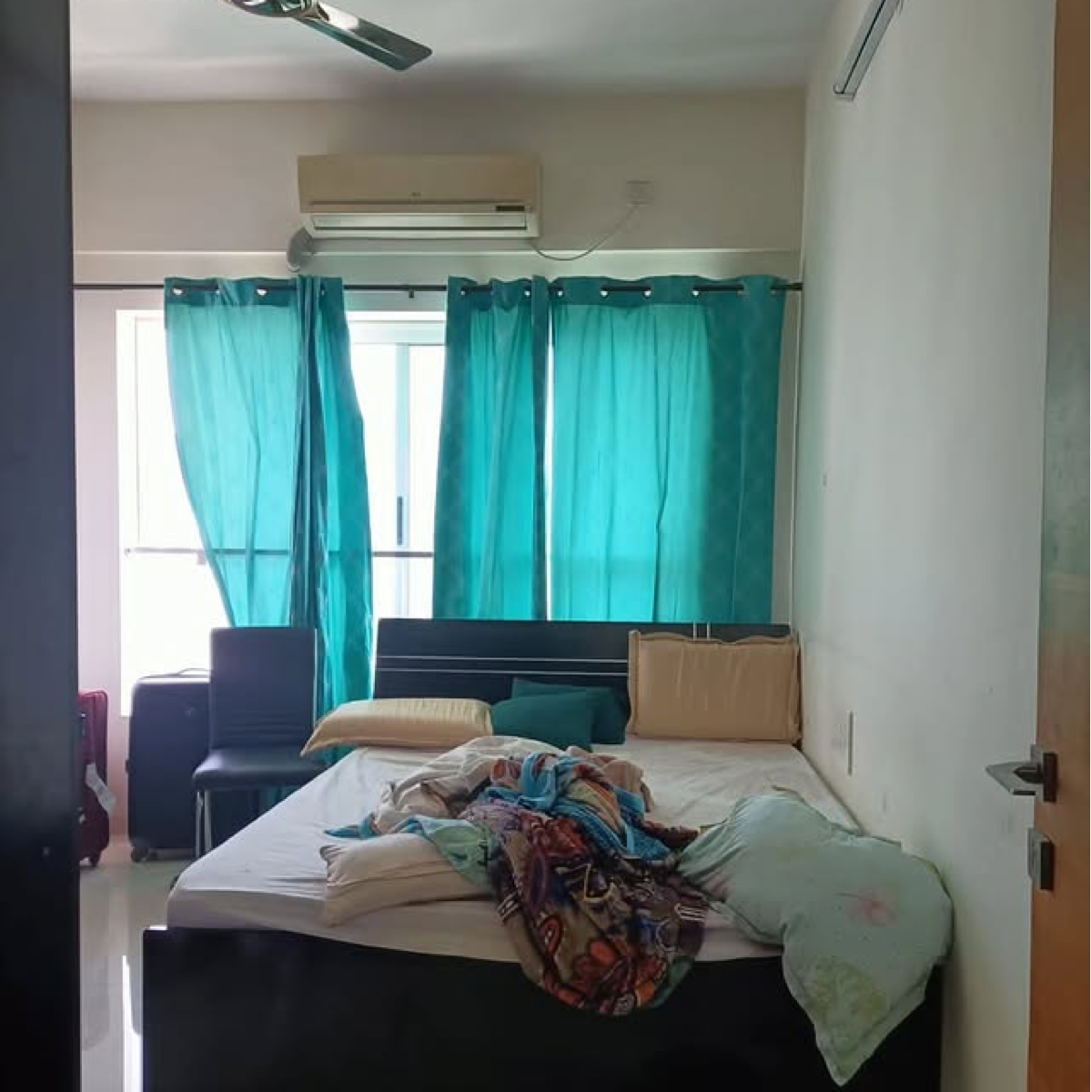 2 BHK Apartment For Rent in Near Nesco Goregaon East