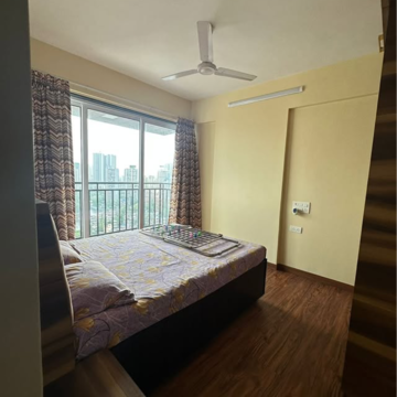 Bedroom in 2 BHK Apartment at Goregaon East – for Rent