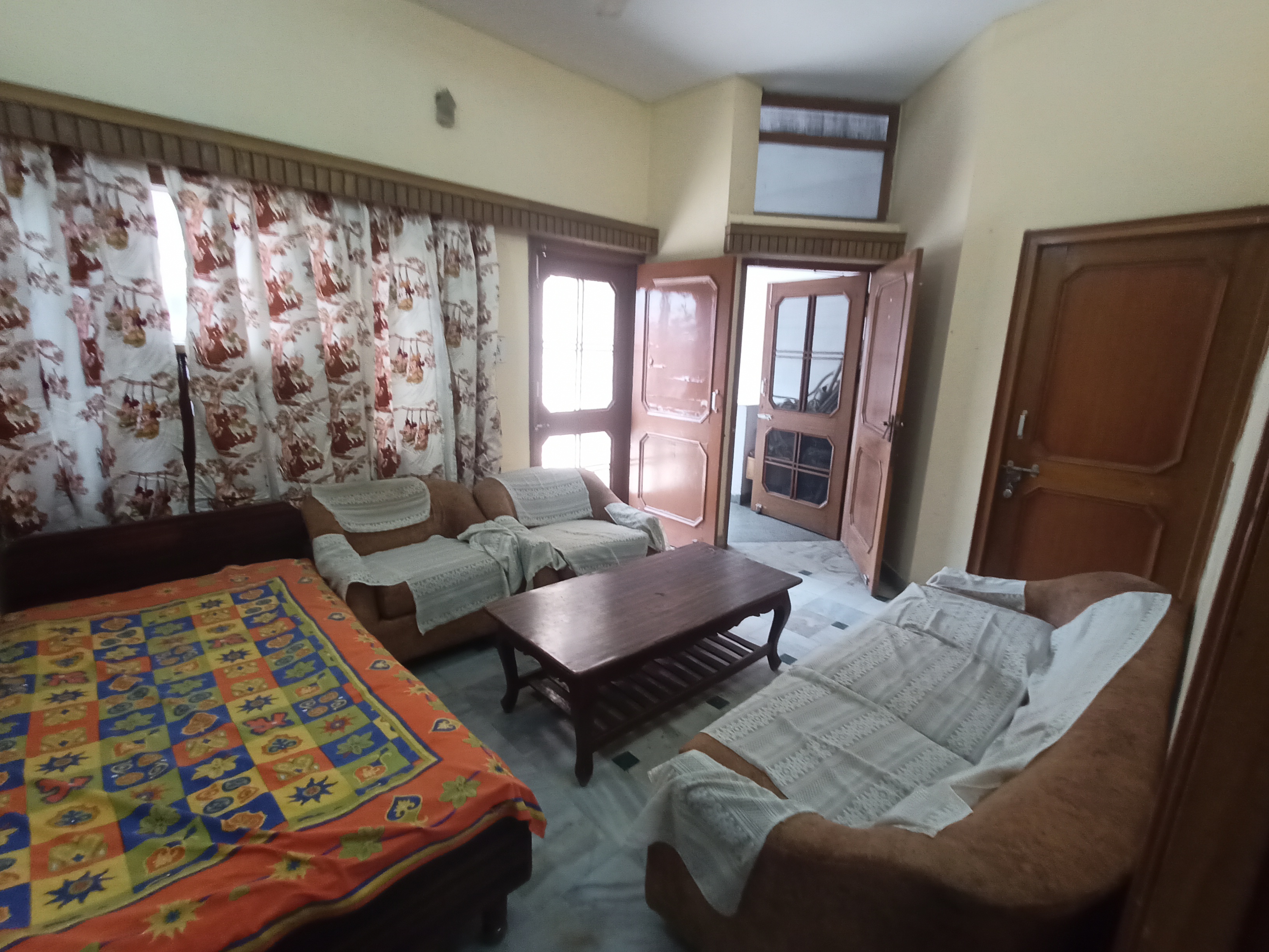 2 BHK Independent House For Rent in Sector 16