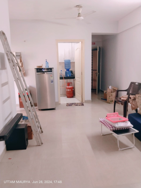 2 BHK Apartment For Rent in Paras Seasons