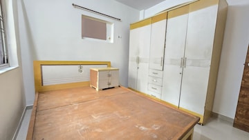 Room in 1 BHK Apartment at La Chapelle Apartment, Malad West – for Rent
