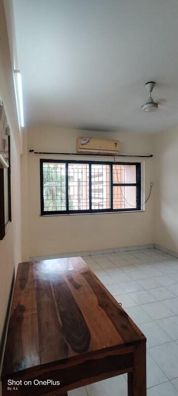 Room in 2 BHK Apartment at K Raheja Vihar, Powai – for Rent