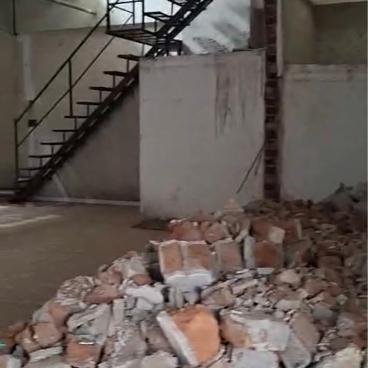 Showroom For Sale in JKD Om Vithal CHS