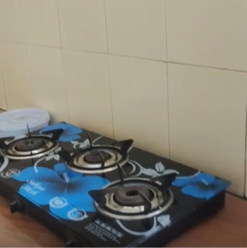 Kitchen in 1 BHK Builder Floor at Lajpat Nagar ii – for Rent