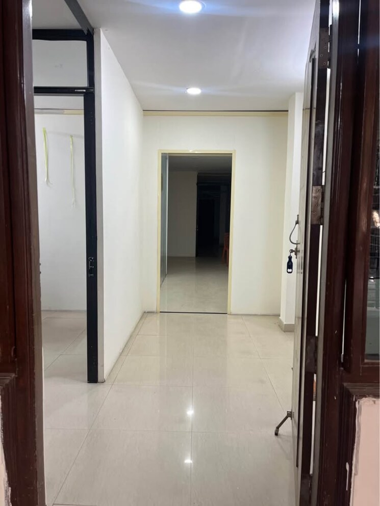 undefined, tukoganj Commercial Office Space 1400 Sq.Ft. In Tukoganj Indore 8977612