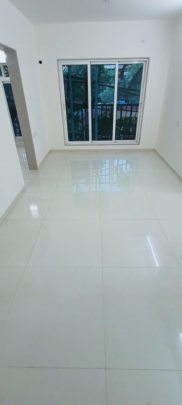 Building Lobby in 2 BHK Apartment at Hi Bliss Tower, Dahisar West – for Sale