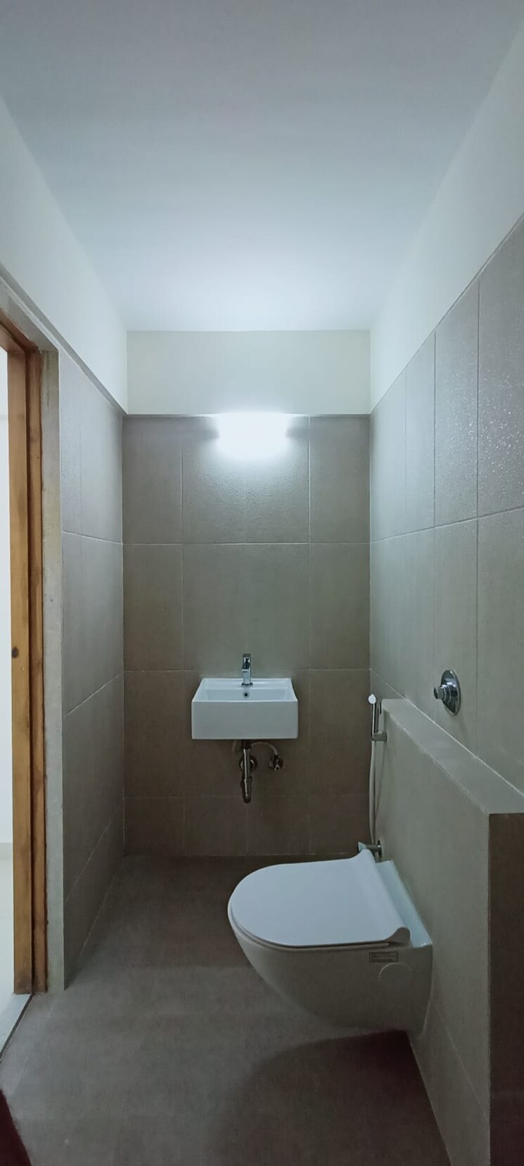 Bathroom, hi-bliss-tower 2 Bedroom 643 Sq.Ft. Apartment In Dahisar West Mumbai 8977642