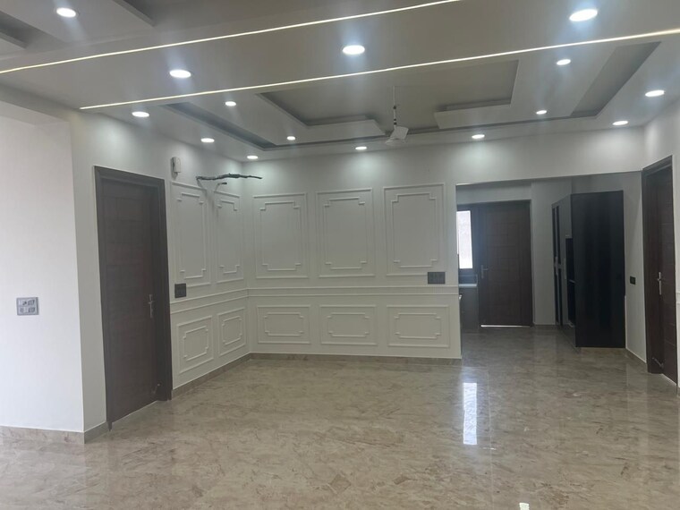 Kitchen, sector 15 4 Bedroom 500 Sq.Yd. Builder Floor In Sector 15 Faridabad 8977771
