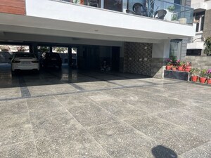 Parking in 4 BHK Builder Floor at Sector 15 – for Sale