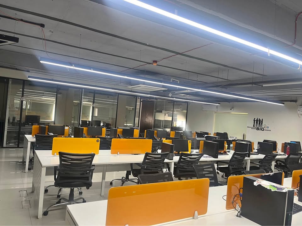 Office Space For Rent in Palasia Square