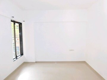 Room in 2 BHK Apartment at Goregaon West – for Sale