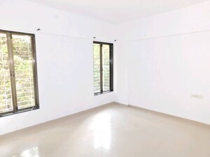 Room in 2 BHK Apartment at Goregaon West – for Sale