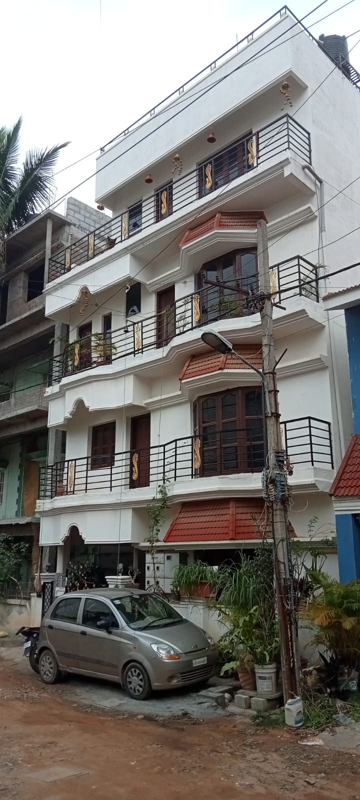 6+ BHK + Pooja Room Independent House For Sale in Kalyan Nagar