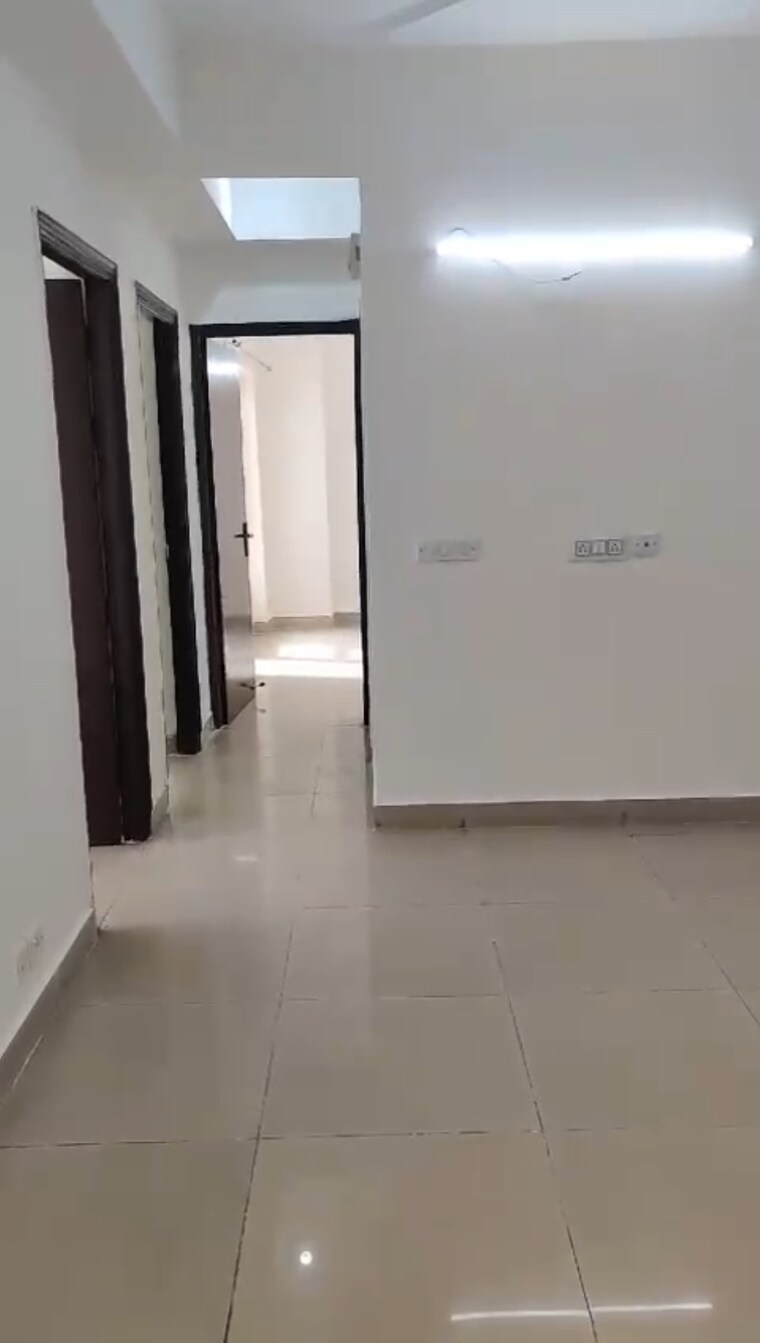 Room, panchsheel-greens-ii 3 Bedroom 1350 Sq.Ft. Apartment In Sector 16 Greater Noida Greater Noida 8977887