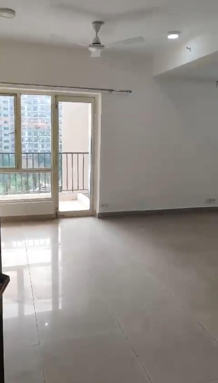 Room, panchsheel-greens-ii 3 Bedroom 1350 Sq.Ft. Apartment In Sector 16 Greater Noida Greater Noida 8977887