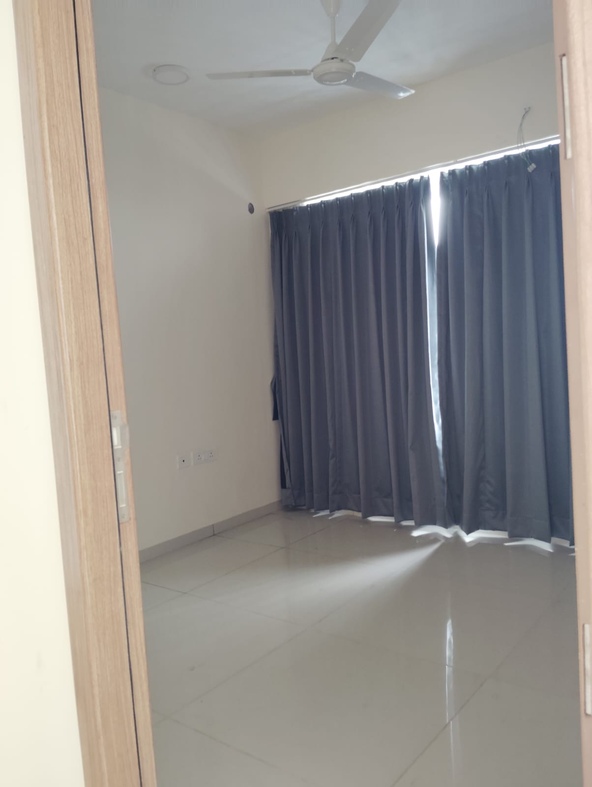2 BHK + Study Room Apartment For Rent in Godrej Nest Kandivali