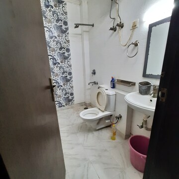 Team Area in 2 BHK Builder Floor at Lajpat Nagar ii – for Rent