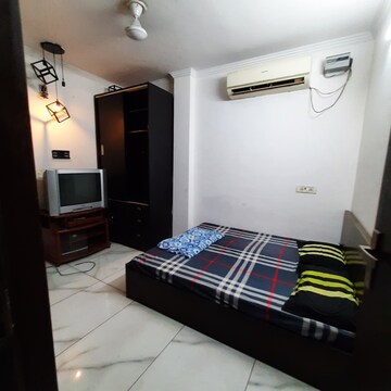 Furnished Amenities in 2 BHK Builder Floor at Lajpat Nagar ii – for Rent