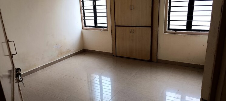Room, satellite 2 Bedroom 1150 Sq.Ft. Apartment In Satellite Ahmedabad 8977845