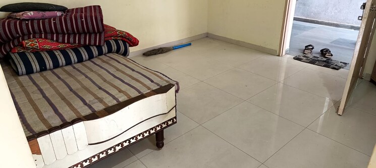 Room, satellite 2 Bedroom 1150 Sq.Ft. Apartment In Satellite Ahmedabad 8977845