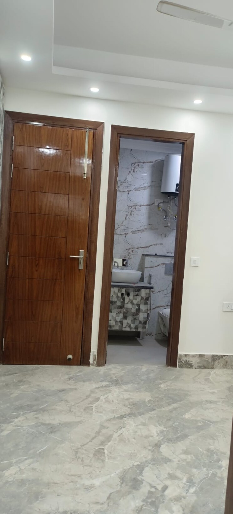 Room, freedom fighters enclave 3 Bedroom 1650 Sq.Ft. Builder Floor In Freedom Fighters Enclave Delhi 8977868