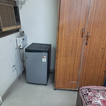 Furnished Amenities in 1 RK Builder Floor at Lajpat Nagar ii – for Rent