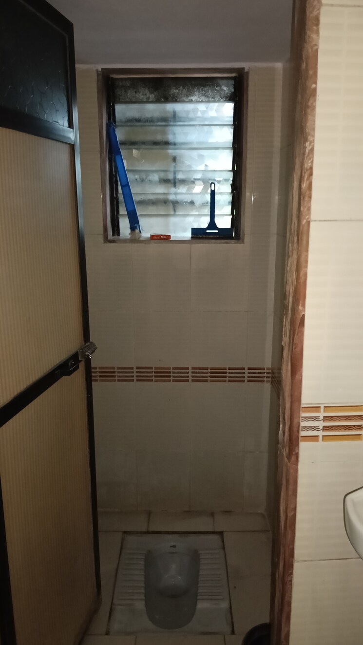 Bathroom, hari-om-pooja 1 Bedroom 600 Sq.Ft. Apartment In Dombivli West Thane 8977926