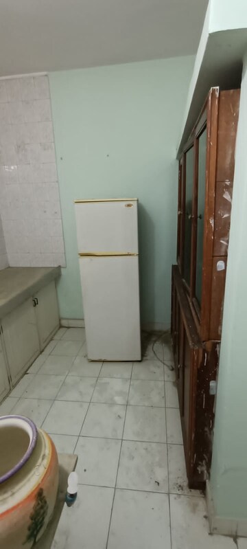 Bathroom in 1 BHK Apartment at Satellite – for Rent