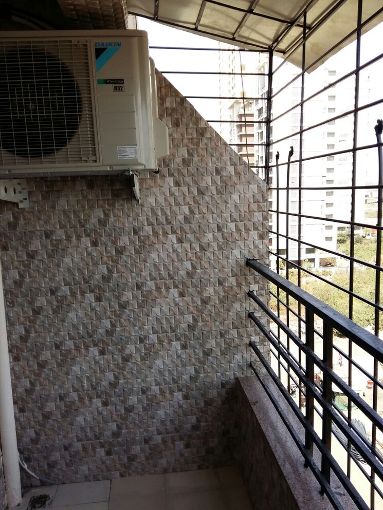 Balcony, royal-court-kharghar 1 Bedroom 685 Sq.Ft. Apartment In Kharghar Navi Mumbai 8977921
