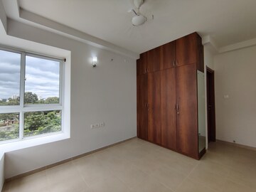 Room in 2 BHK Apartment at Bhartiya City Nikoo Homes II, Thanisandra Main Road – for Rent